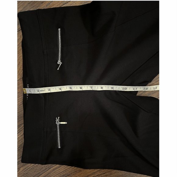 Le Chateau Women's Black Stretch Pants - Picture 9 of 10